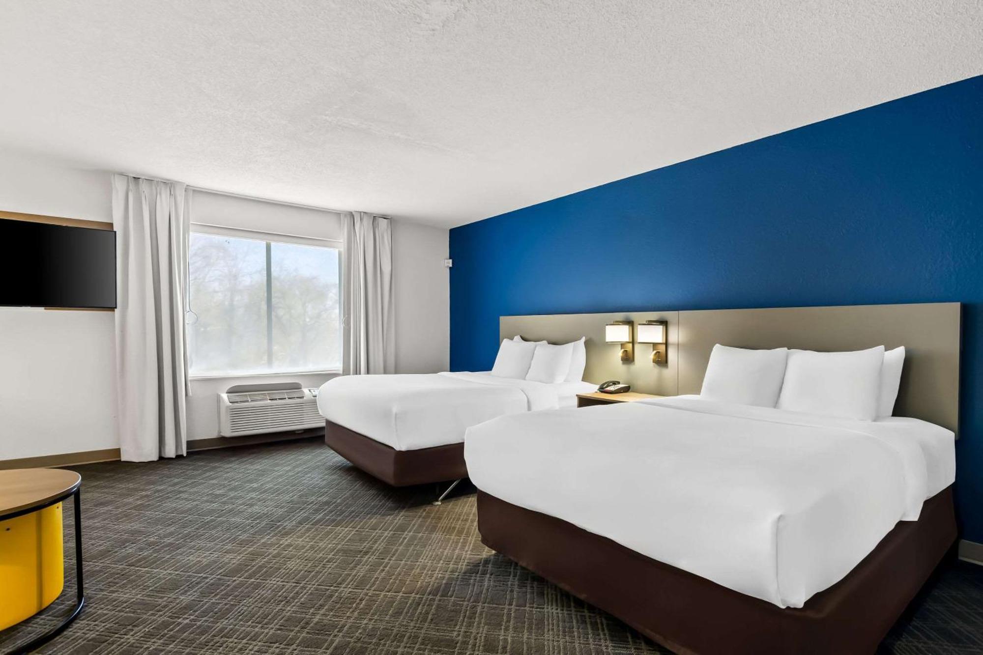 Comfort Suites Salem-Roanoke I-81 מראה חיצוני תמונה